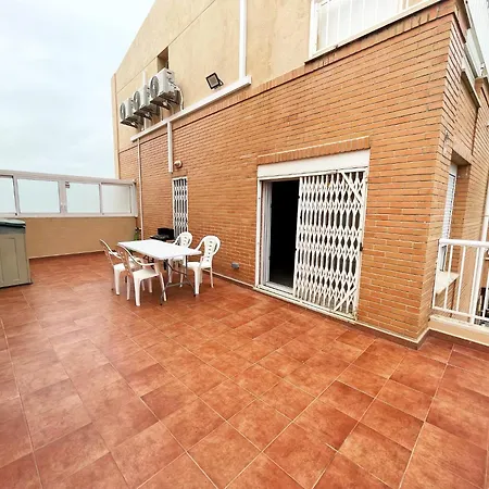 Atico Duplex 2 Reformado En Primera Linea De Playa Con Terrazas Y Vistas En *